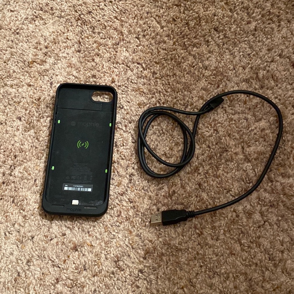 Morphine iPhone 7 Portable Charging Case